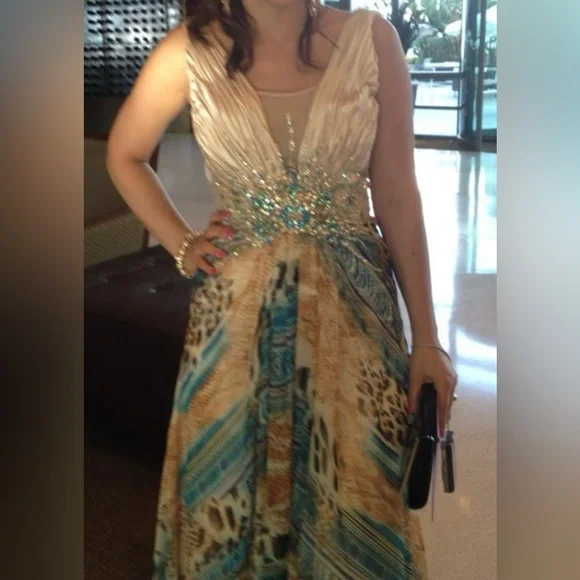 Tony Bowls formal dress